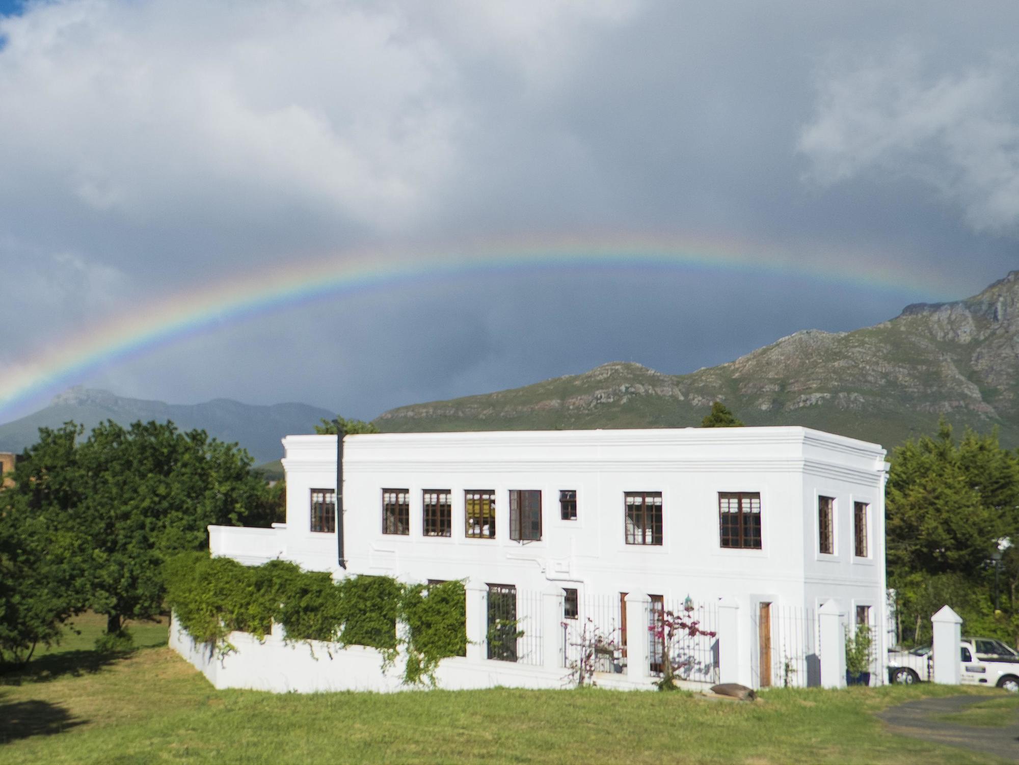 Boord Guest House Стеленбош Екстериор снимка
